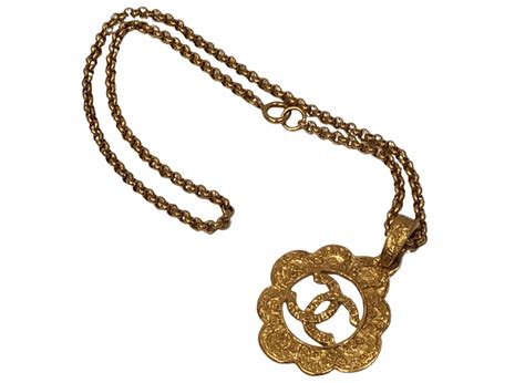 chanel necklace 1995|Chanel Necklaces .